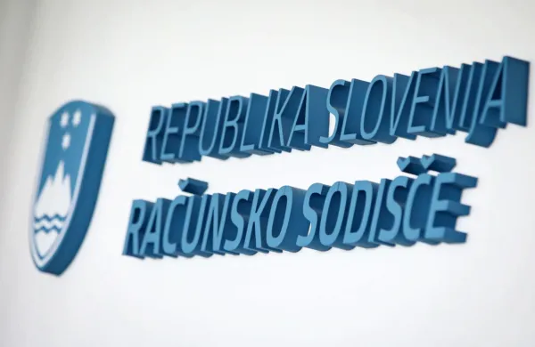 Računsko sodi&scaron;če zavrnilo pobudo Ukoma za dopolnitev revizije poslovanja STA