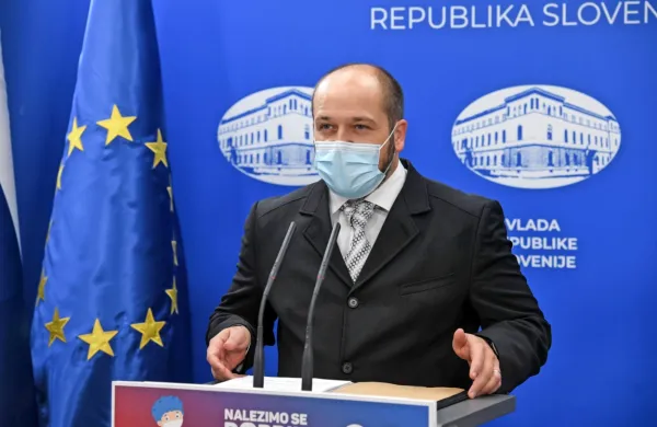 Minister za zdravje Janez Poklukar