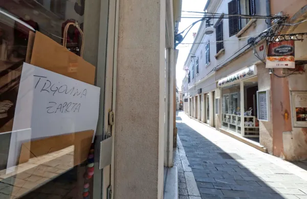  Še do sobote je čas  za oddajo vlog za denarno nadomestilo zaradi 
karantene.