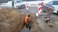 Zastareli vodovod v Godoviču povzroča obilo težav pri zagotavljanju pitne vode. Ponedeljkovo sušo pip je 
zakrivila počena cev v industrijski coni.