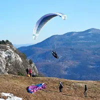 Vzletišče Kovk  je eno prvih in priljubljenih vzletišč za proste letalce 
v Sloveniji. 