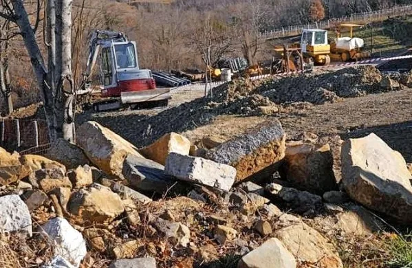 Na svojem posestvu se je ponesrečil vinar Joško Gravner. Foto vir: 
Primorski dnevnik/Bumbaca)