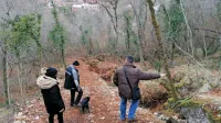 Obiskovalci se že lahko sprehodijo po jarkih od  Vinišč proti 
Velikemu vrhu ali po stezi ob njih.