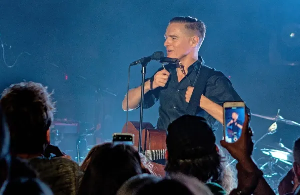 Bryan Adams