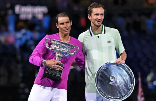 Teniška junaka Rafael Nadal (levo) in Danil Medvedjev.
