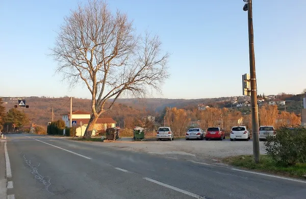 Začenja se gradnja novega križi&scaron;ča in priključka za Plavje