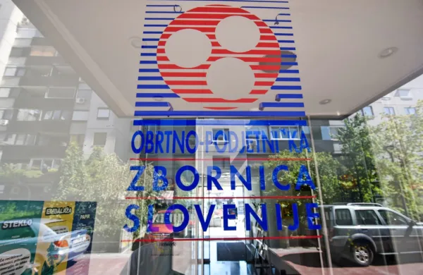 Vlada je pri pripravi ukrepov za omilitev energetske krize pozabila 
na male obrtnike in podjetnike, opozarjajo na Obrtno-podjetniški 
zbornici Slovenije.