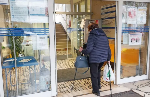 

Ukrepi, ki so v Zdravstvenem domu Nova Gorica  začeli veljati 30. 
januarja, bodo v veljavi do preklica.