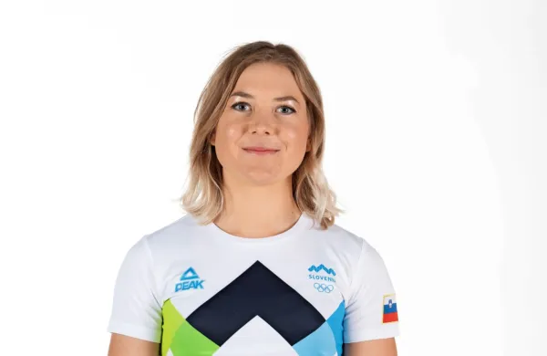 Meta Hrovat je bila s sedmim mestom najboljša Slovenka na 
olimpijskem veleslalomu. 