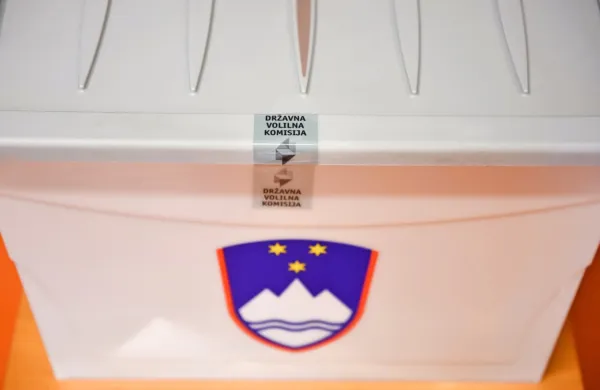 Politične stranke in volilci že lahko predlagajo kandidate za 
poslance, kandidatne liste pa bo mogoče vlagati do 24. marca.