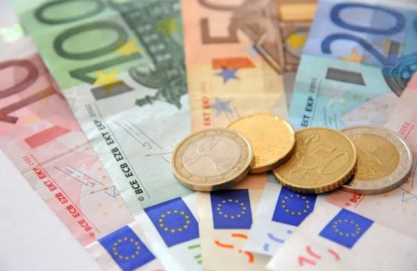 Pokojnine se bodo februarja redno uskladile za 4,4 odstotka