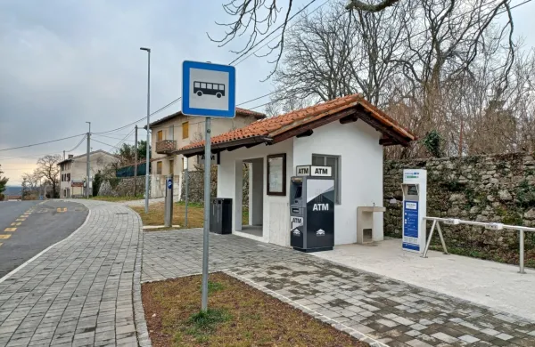 Po treh letih zopet na voljo bankomat