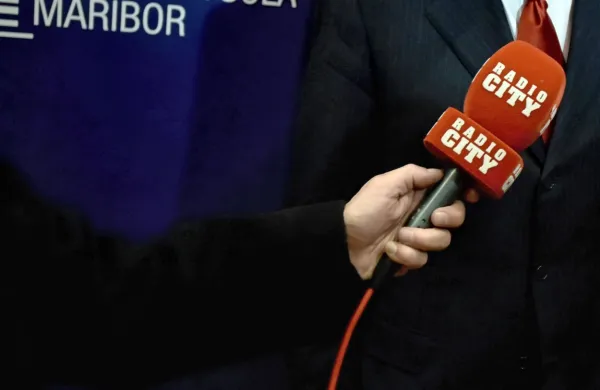 Mariborski Radio City bo dobil novega lastnika. 
