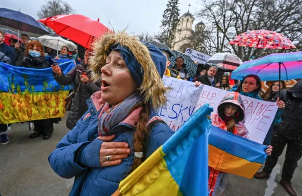 Protest pred ruskim veleposlaništvom v podporo Ukrajini


