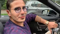 Izraelski prevarant Simon Leviev oziroma Šimon Hajut je po 
odsluženi zaporni kazni že na prostosti in na lovu za novimi 
poslovnimi “podvigi”.
