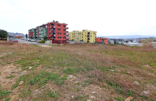 V  stanovanjski soseski Nova Dolinska se obeta 166 javnih najemnih stanovanj.