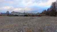 Na delu opuščene Javorjeve industrijske cone na Prestranku 
namerava Publikus postaviti tri nove  hale.