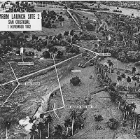 Zračna fotografija iz leta 1962, ki prikazuje  položaje izstrelišč v 
kubanskem San Cristobalu. 