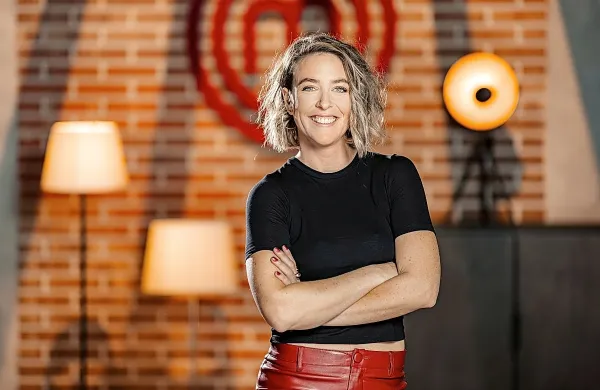 Daša Fiegl pravi, da bi sodnike MasterChefa “sezula” s svojim 
ribjim brodetom.