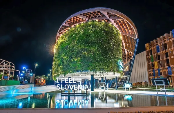 

Slovenija v Dubaju nastopa pod sloganom Slovenia - Green Smart 
Experience
