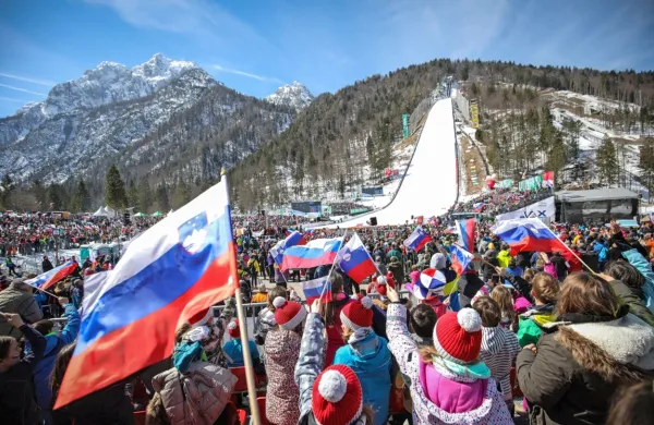 Skakalce bodo pod letalnico po dveh letih znova čakali gledalci