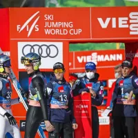 Slovenski orli zmagovalci ekipne tekme v Planici