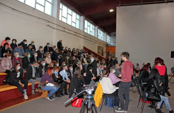 Predstavitev projekta deinstitucionalizacije krajanom Divače, kjer 
je civilna iniciativa vztrajala, da lahko v Divačo pride največ ena 
stanovanjska skupina oseb s težavami v duševnem zdravju.



