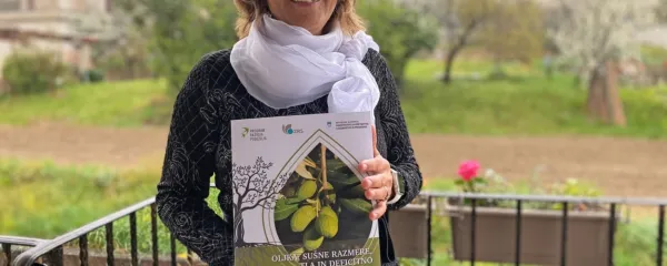 Dr. Maja Podgornik