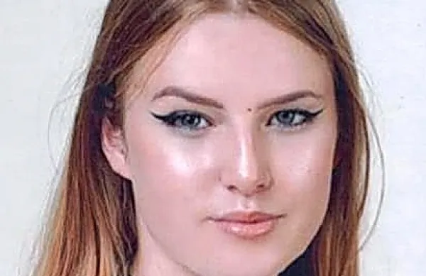 Svojci pogre&scaron;ajo 15-letno Zarjo Žakelj iz &Scaron;kofje Loke