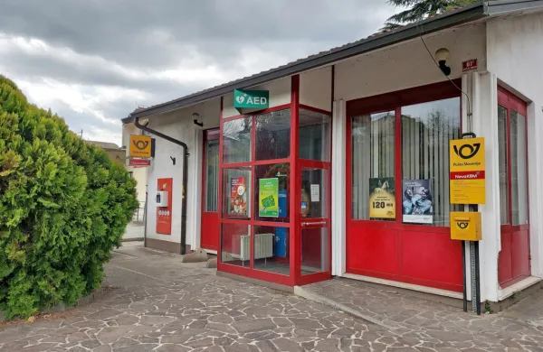 V petek popoldne je neznani moški oropal pošto v Volčji Dragi.