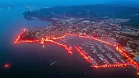 Ob praznovanju 30-letnice so Ribari v svojem domačem mestu lani 
pripravili pravi spektakel z baklami.
