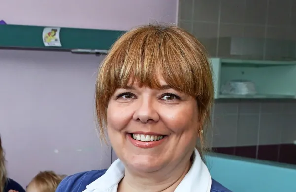 Doroteja Dobrinja

vodja zdravstvene nege v otroško-šolskem dispanzerju 
koprskega zdravstvenega doma, predsednica Strokovnega 
društva medicinskih sester, babic in zdravstvenih tehnikov 
Koper