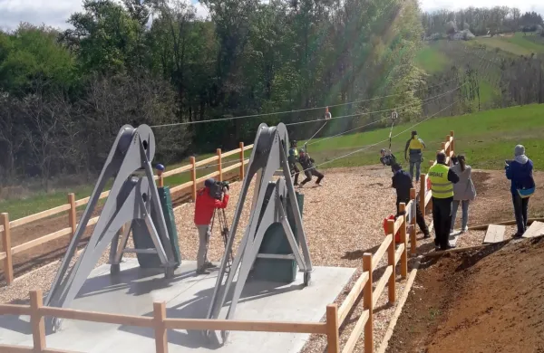 S spustom so uradno predali namenu Zipline Vinarium.