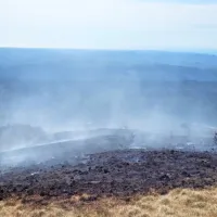 Gašenje požara  je  ovirala  tudi  burja, ki  je  pihala  z vrha  Slavnika.  