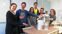 Koprska ekipa (z  leve): mentorica Nina Jereb, Matija Batič, Sofija Štefan, Miha Abram, Maj Repek in Filip Umer