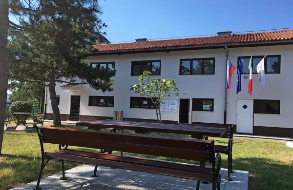 Knjižnica v Ankaranu je zaživela 24. aprila leta 2017.