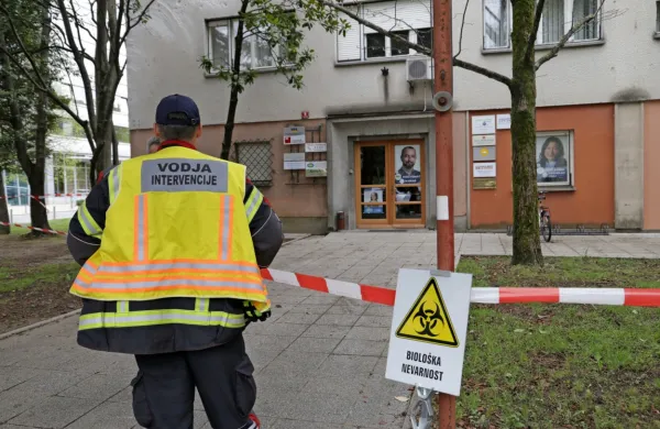 V novogori&scaron;ki pisarni SD prejeli sumljivo po&scaron;iljko