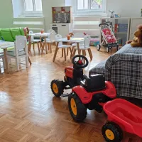  Sirote iz Ukrajine v Slavini že čakajo lično urejeni prostori z novimi igračami in opremo.