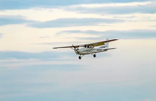 Slovenec je v Italiji ukradel letalo cessna 172. Fotografija je 
simbolična.
