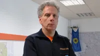 “To srečanje je bilo precej čustveno, gre za spremembo, ko ljudje 
iz vojnega stanja pridejo v neko mirno sredino, kjer so začutili tudi 
toplino domačinov, ki so jih že ob prihodu pozdravili,” je povedal 
poveljnik civilne zaščite za Notranjsko Sandi Curk.