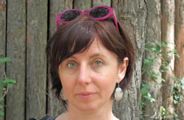 Dr. Helena Motoh 
