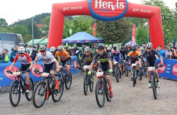 Po dveh letih koronske pavze se je ponovno vrnil največji 
rekreativni gorsko-kolesarski maraton v Sloveniji MTB Slavnik, ki 
je privabil več kot 450 tekmovalcev.