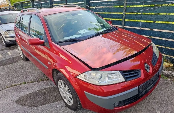  Prek portala furs.edrazbe.si bo mogoče spremljati aktualne 
prodaje premičnin in sodelovati na javnih dražbah.