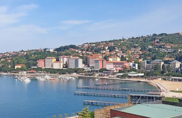 Istrabenz Turizem, ki ima v Portorožu šest hotelov, bo Dutb 
prodala.