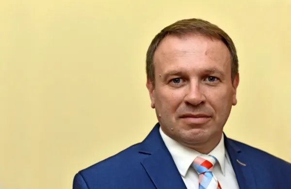 Pod vprašajem tudi mandat Ferenca Horvatha