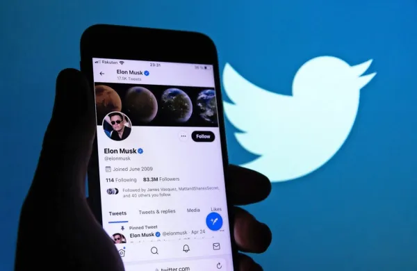 Musk začasno ustavil prevzem Twitterja