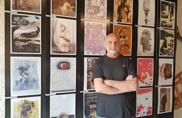 Na Jurščah živeči armenski slikar Bagrat Arazyan bo izkupiček od prodanih del iz projekta Dotiki namenil za pomoč Ukrajini.   