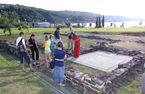Obisk arheolo&scaron;kega parka danes brezplačen