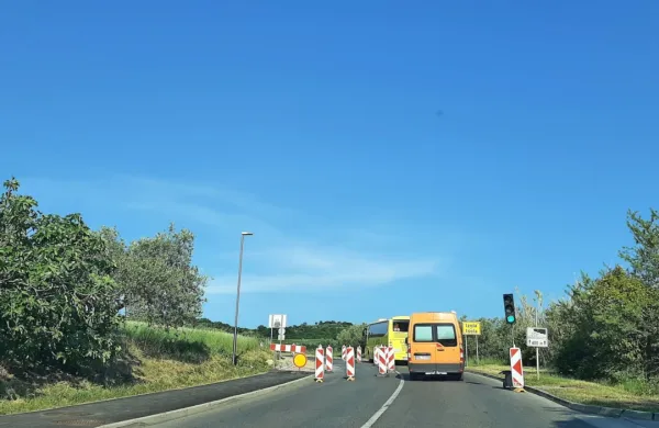 Prihodnji mesec obnovljen pločnik