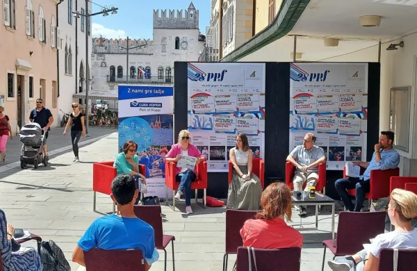 V Kopru, Sežani, Ankaranu, Izoli, Piranu in Pulju bo od 5. do 27. 
junija potekal 29. Primorski poletni festival (PPF), na katerem se 
bo zvrstilo 56 dogodkov